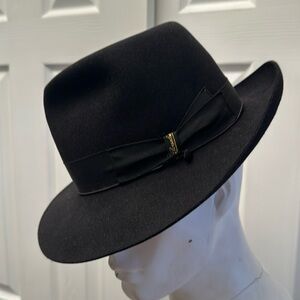 Borsalino Alessandria felt fedora hat.  Size USA 57